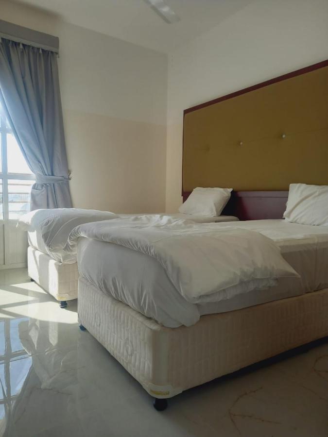 Discovery Duqm Apartment Bagian luar foto